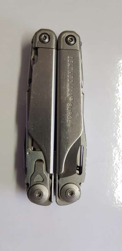 Leatherman Surge